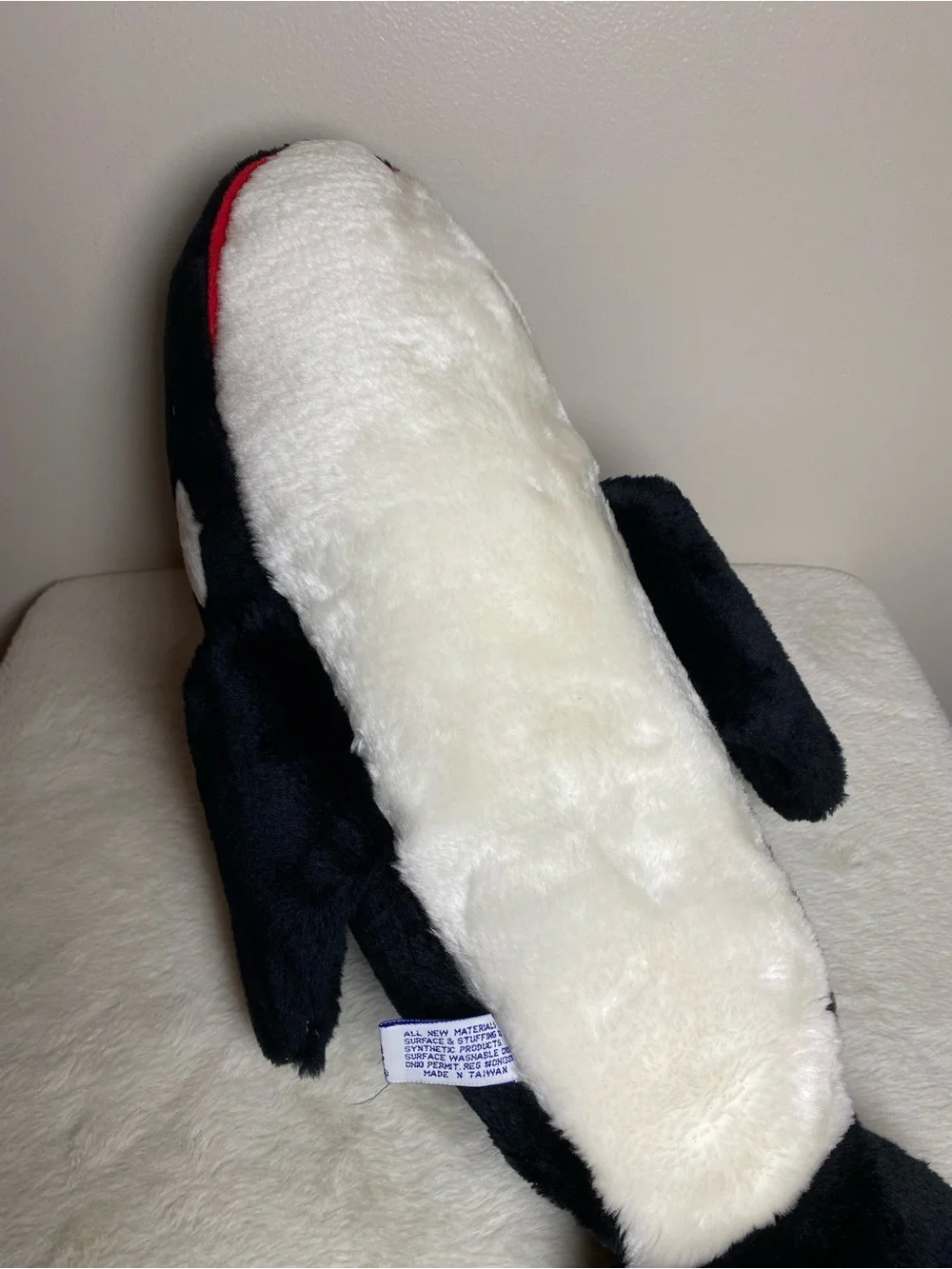 Sea World 1989 Plush Killer Whale Stuffed Animal - Black & White 20in